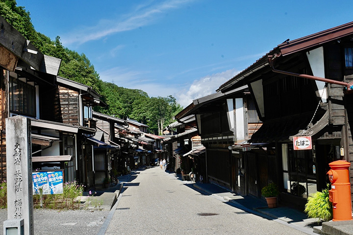 お盆の迎え火、そして送り火、夏の日々に想う