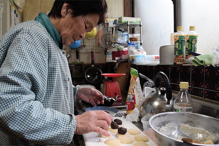 大分県佐伯市　まちなかカフェに集う　～役割があれば　いつまでも自分の家で　地域で暮らせる～