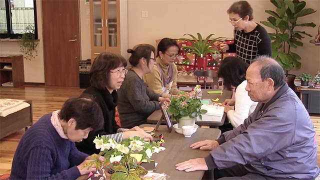 認知症の人や高齢者の居場所づくり